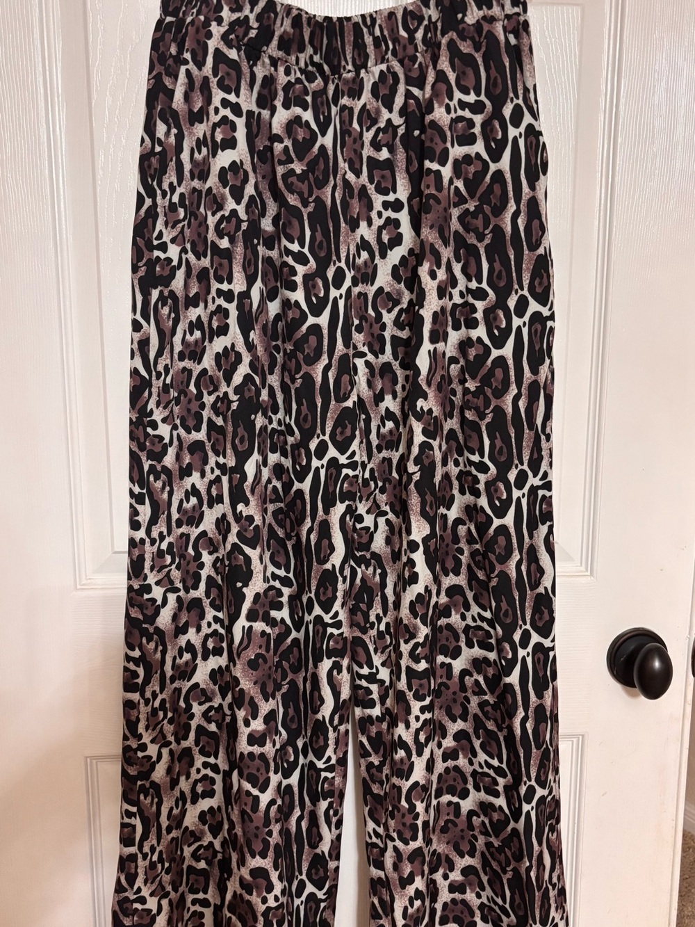 Commense Wide-Leg Leopard Print Pants in Black, Brown & Cream